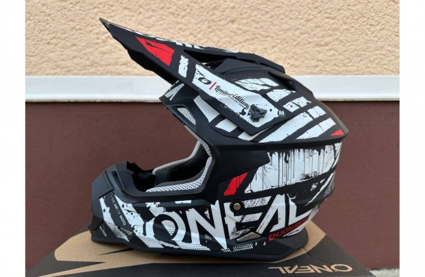 j Oneal 2 series fekete/fehr enduro, mx, cross sisak, buksisak (M)