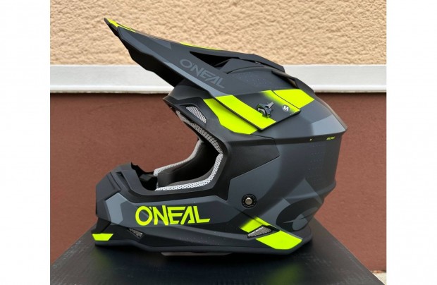 �j Oneal 2 series fekete/s�rga enduro, mx, cross sisak, buk�sisak (M)