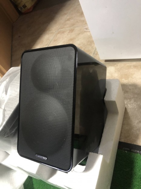 j Onkyo D-T25