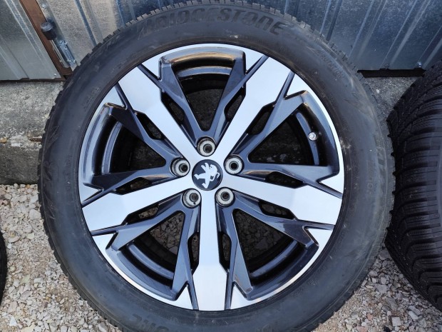 j Peugeot 3008 opel grandland X gyri alufelni 5x108 18"