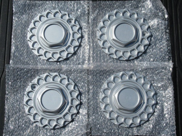 �j P�kh�l�s felni be val� kupak szett JR BBS ACT felnikupak