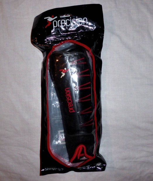 j Precision shin guard foci labdargugs lbszrvd spcsontvd L