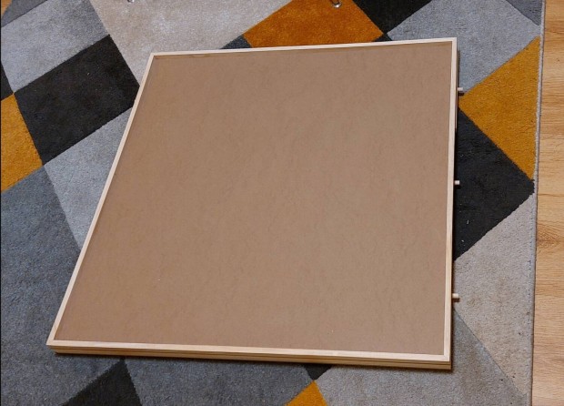 j Puzzle, kirak asztal, fikos, 1500 db-os, 75x75 cm
