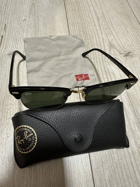 j Ray Ban Clubmaster napszemveg