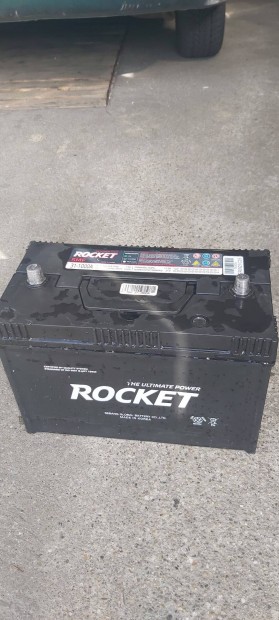 j Rocket akkumultor 100 AH r alatt elad!