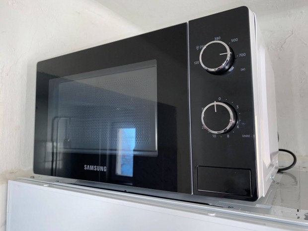 j Samsung MS20A3010AH/EO Mikrohullm st