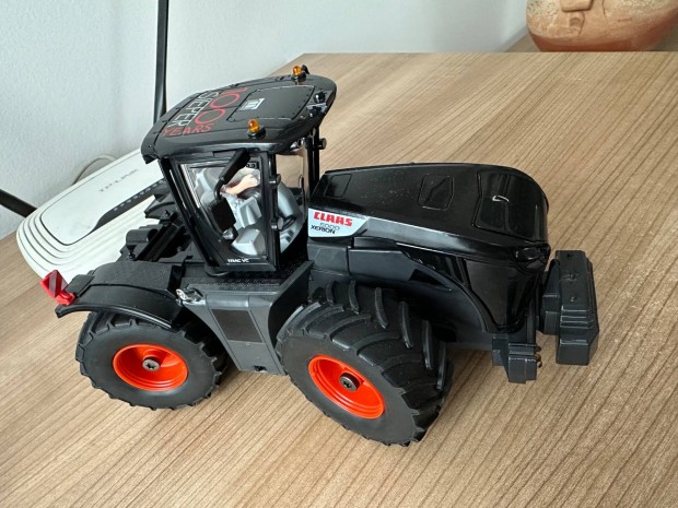 j Siku Claas Xerion Control 32