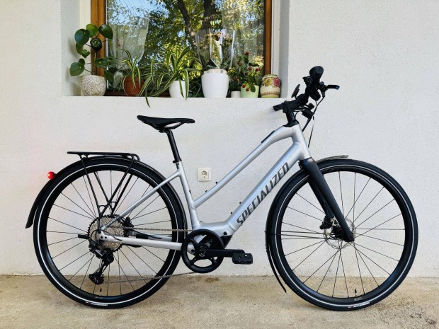 j Specialized Turbo Vado SL 5.0 EQ Stepthrough "M" trekking ebike