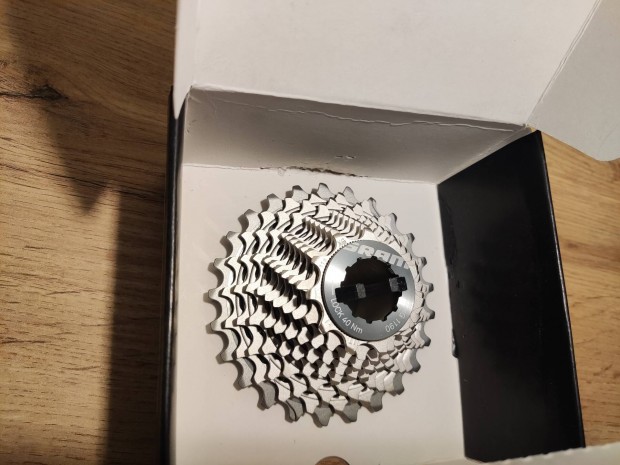 j Sram Red fogaskoszor 11-25