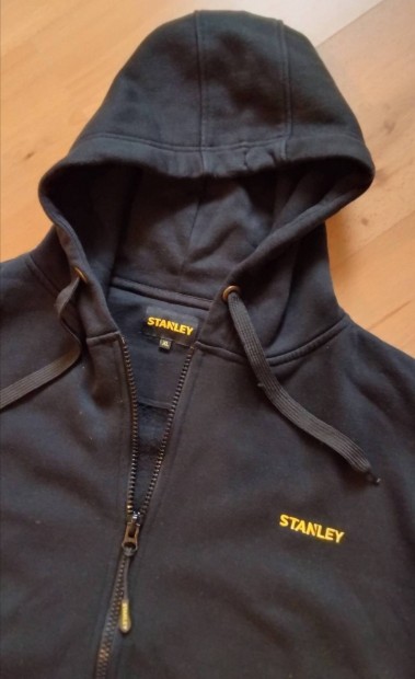 Új Stanley XL-es kapucnis pulóver - ingyen Foxpost