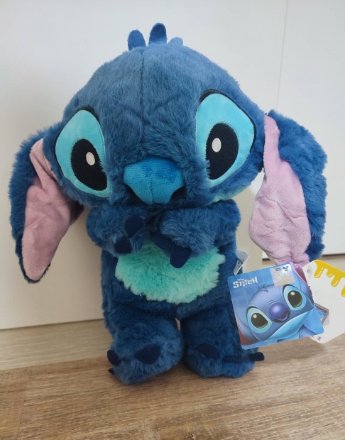 j Stitch plss figura