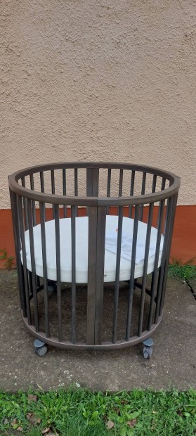 Új Stokke Mini bölcső matraccal, Hazy Grey szín