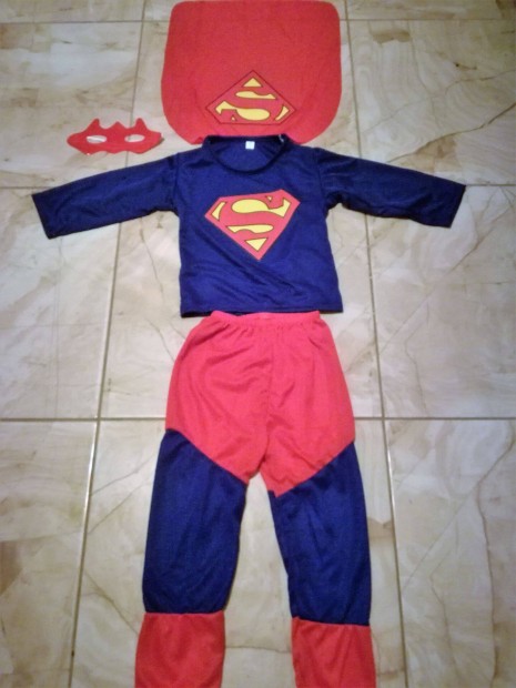 j Superman gyerek jelmez tbb mretben Supermen Szupermen
