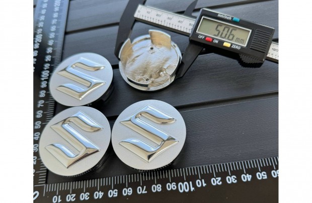 �j Suzuki 54mm Felni Alufelni Kupak Embl�ma Felnikupak Felnik�z�p Jel