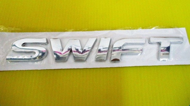 j Suzuki Swift Csomagtart Csomagtr JEL Logo Emblma Felirat Matrica