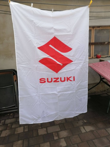 j Suzuki emblms sejem zszl .2M x 1M