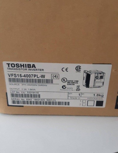 j TOSHIBA VFS15-4007PL-W frekvenciavlt