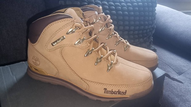 j Timberland bakancs 40