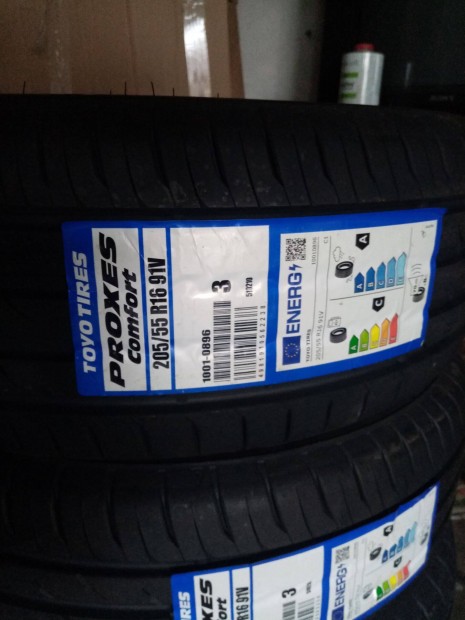 Új Toyo Proxes Comfort 205/55 R16 91V nyári gumigarnitúra eladó