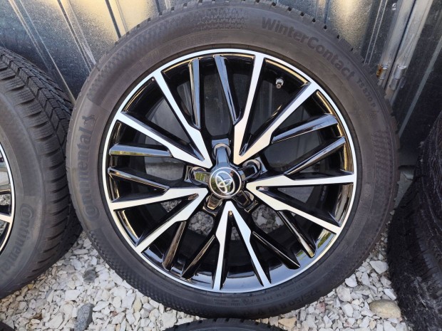 Új Toyota Corolla Cross chr c-hr gyári alufelni 5x114,3 18"
