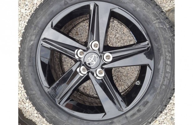 j Toyota Corolla auris gyri alufelni 5x114,3 16"