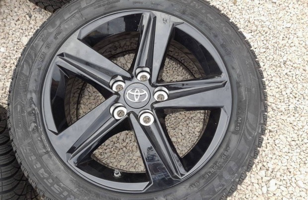 j Toyota Corolla auris gyri alufelni 5x114,3 16"