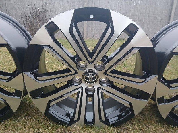 j Toyota Rav 4 Rav4 Corolla Cross C-HR CHR 18" alufelni felni 5x114.3