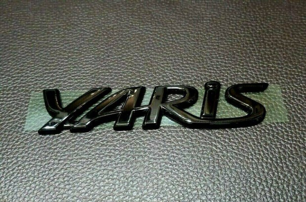 j Toyota Yaris Csomagtart Csomagtr JEL Logo Emblma Felirat Matrica