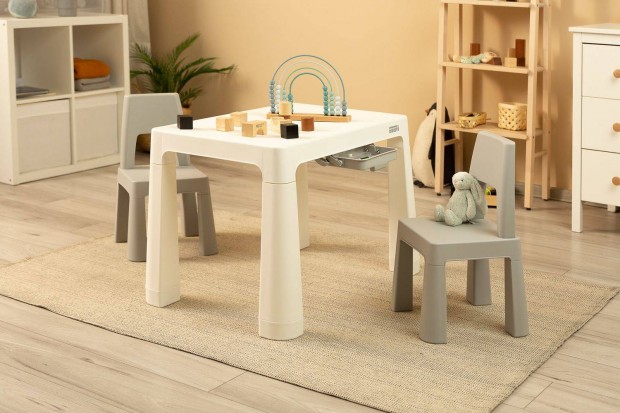 Új Toyz Monti gyermekasztal 2 db székkel grey színben , utolsó darabok