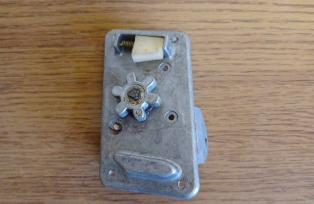 Új Trabant ajtózár szerkezet jobb gyári