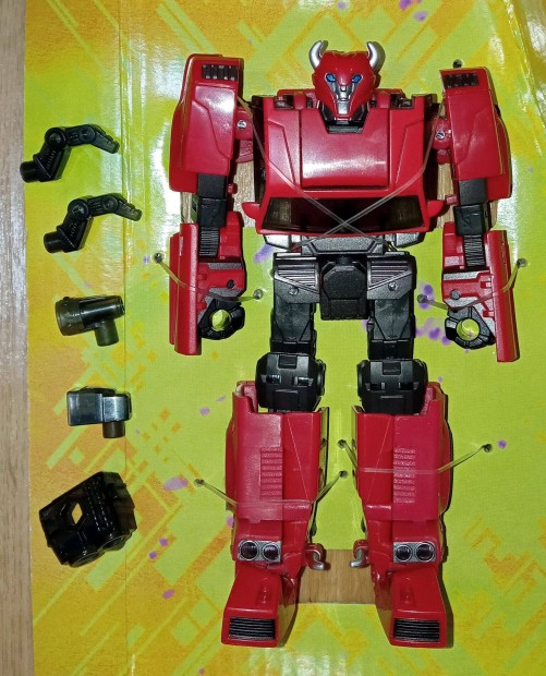 j Transformers Prime Universe Cliffjumper figura