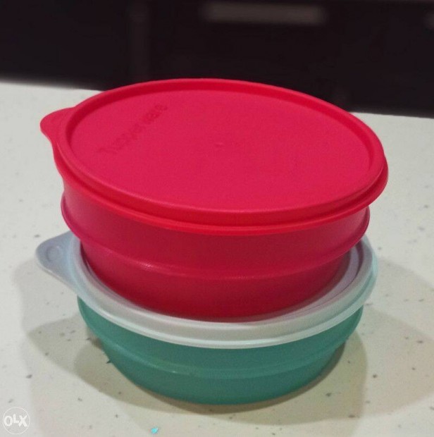 j Tupperware Hsi Kerek trol 2 x 500 ml