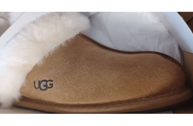 j Ugg Scuffette II papucs, 38