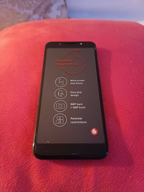j Vodafone N9 lite okostelefon