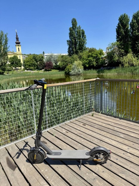 j Xiaomi elektromos roller