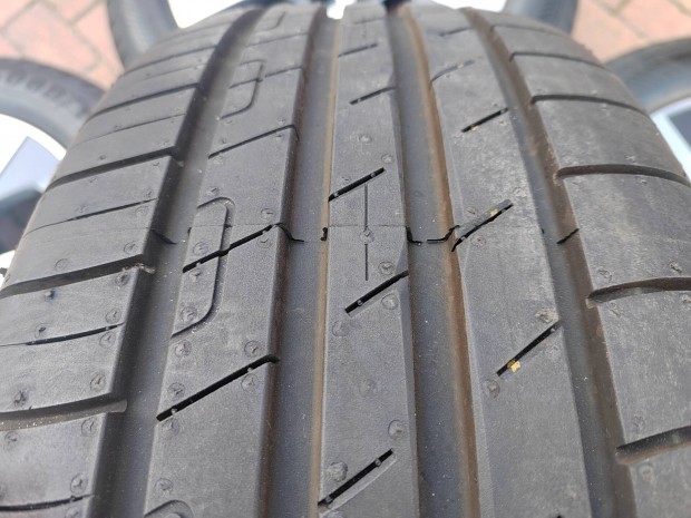 j! 225/55r17 Goodyear nyri gumi 225/55 r17 