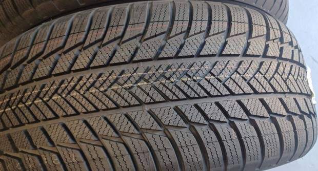 j! Bridgestone Blizzak LM001 255/50 R18 tli gumik 4db