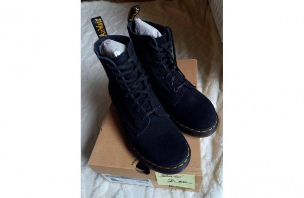 j! Dr. Martens 37-es fekete velr bakancs elad