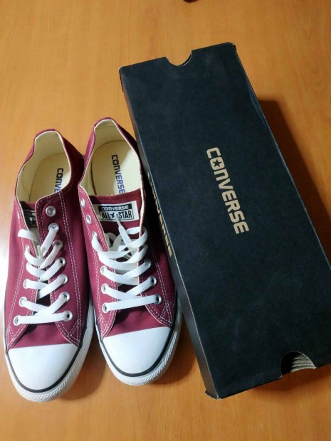 j, Eredeti Converse frfi tornacip