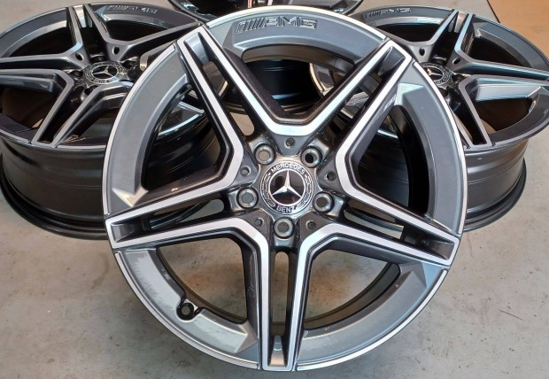 j! Gyri Mercedes W214 E klasse 5x112 8,5-9,5x19 ET35,5-51 4db