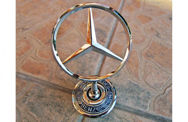 �j, Gy�ri Mercedes motorh�z embl�ma, jel, csillag (C, E, S Class, stb)