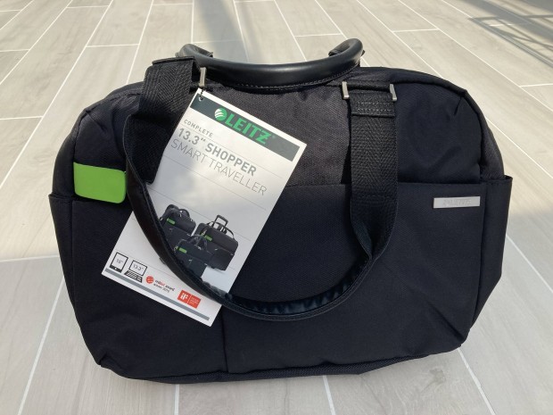 j! Leitz Complete Smart Traveller laptoptska 13,3", fekete