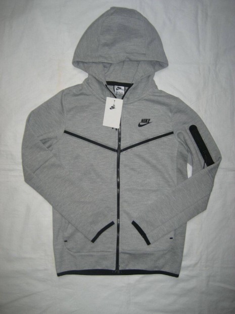 j, Nike fleece fi fels, utols darab. Xs