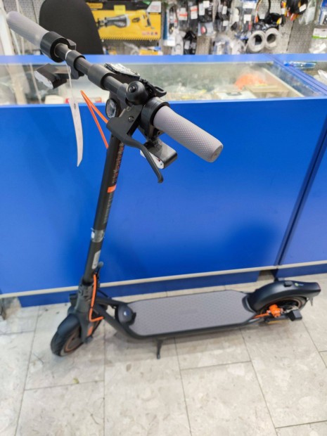 Új! Ninebot F40I 350W elektromos roller