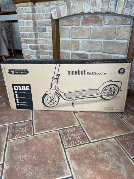 Új. Ninebot  Roller Kickscooter D18E 