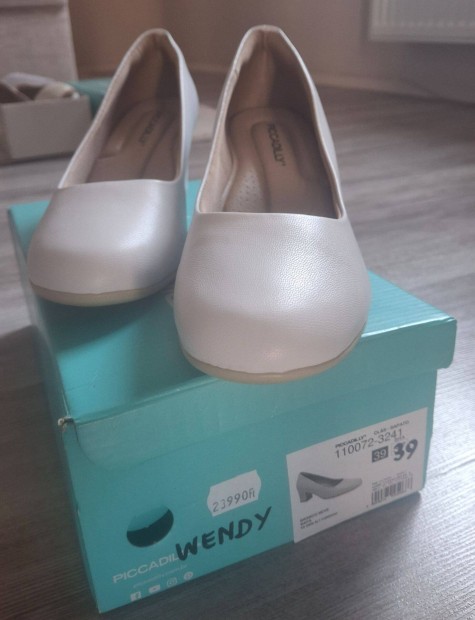 Új! Piccadilly női cipő - kényelmes, elegáns, sosem hordott