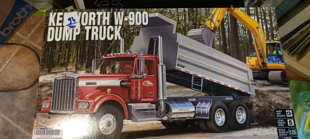 j, Revell kenworth W-900 Dump Ruck makett elad