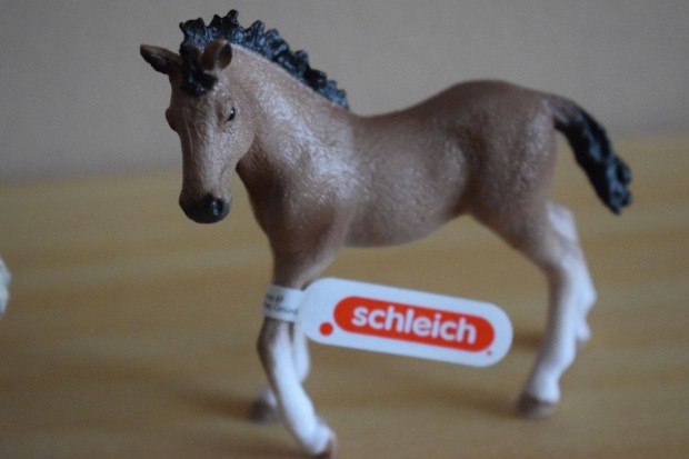 j! Schleich csik