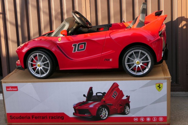 j! Scuderia Ferrari elektromos kisaut belels 12V