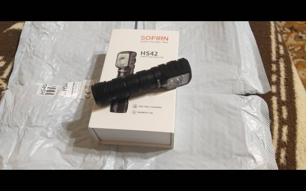 Új! Sofirn HS42 SST40+red 2100 lumen USB-C fejlámpa+18650 akku